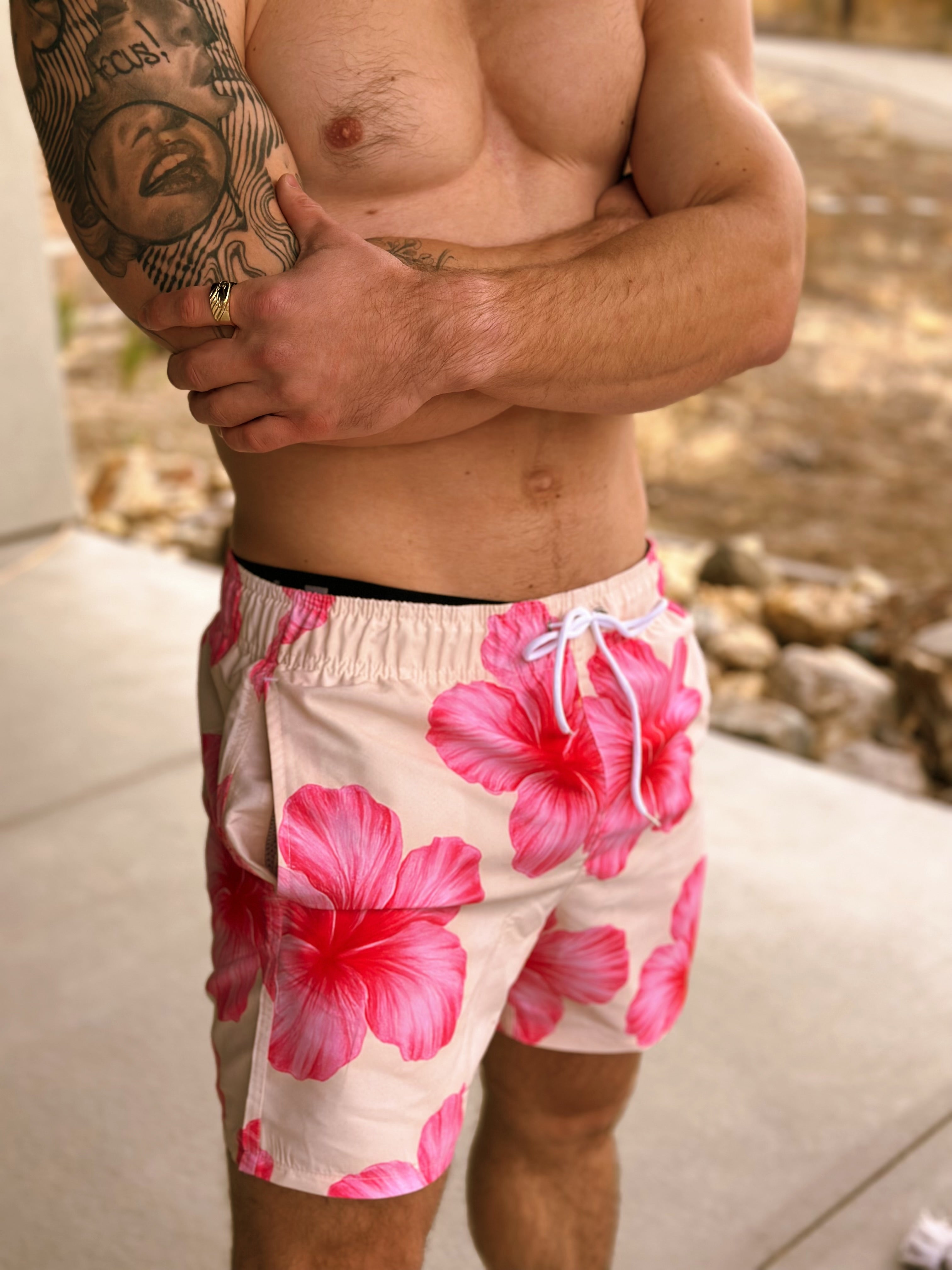 Hibisc-Kiss - Men’s trunks